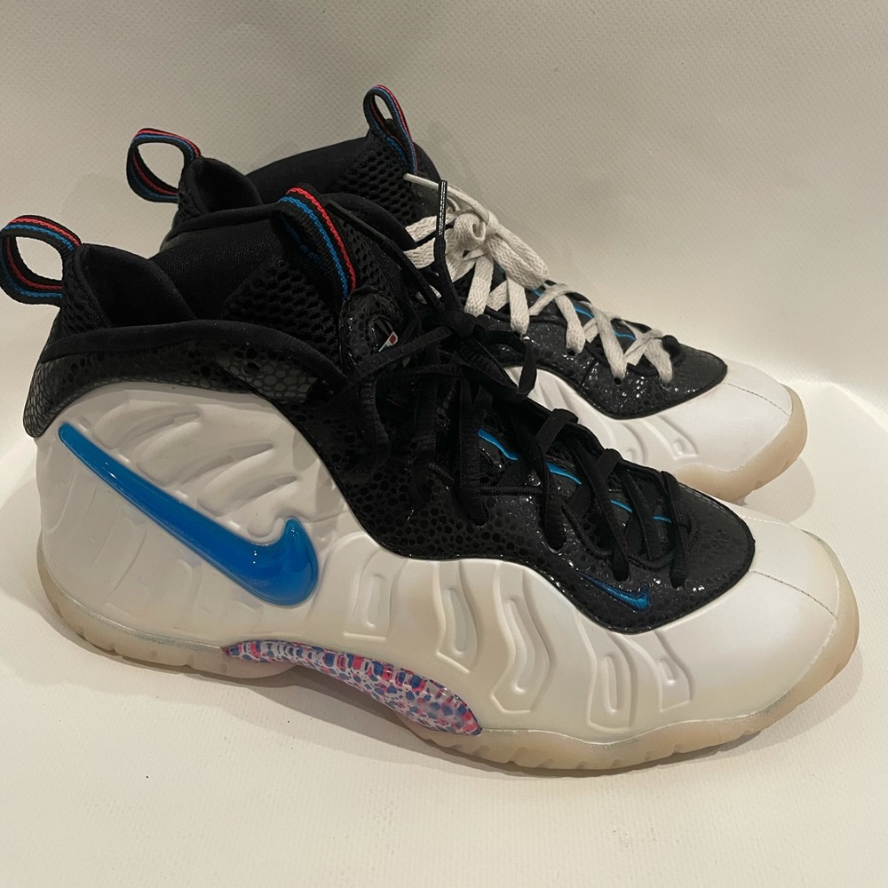 Nike Foamposite‎ Little Posite Pro GS '3D' White Size 7Y (644792-102)
